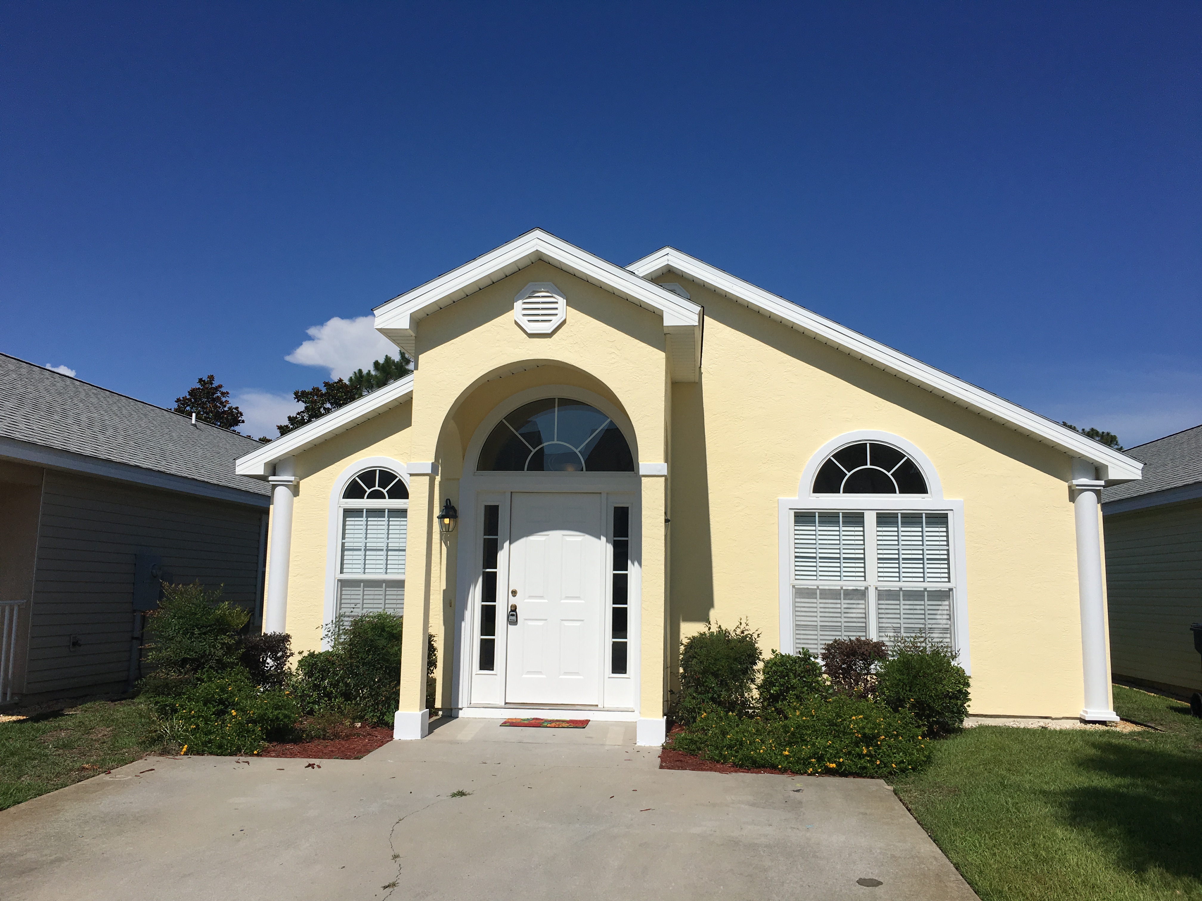 108 White Cap Way — 3BR