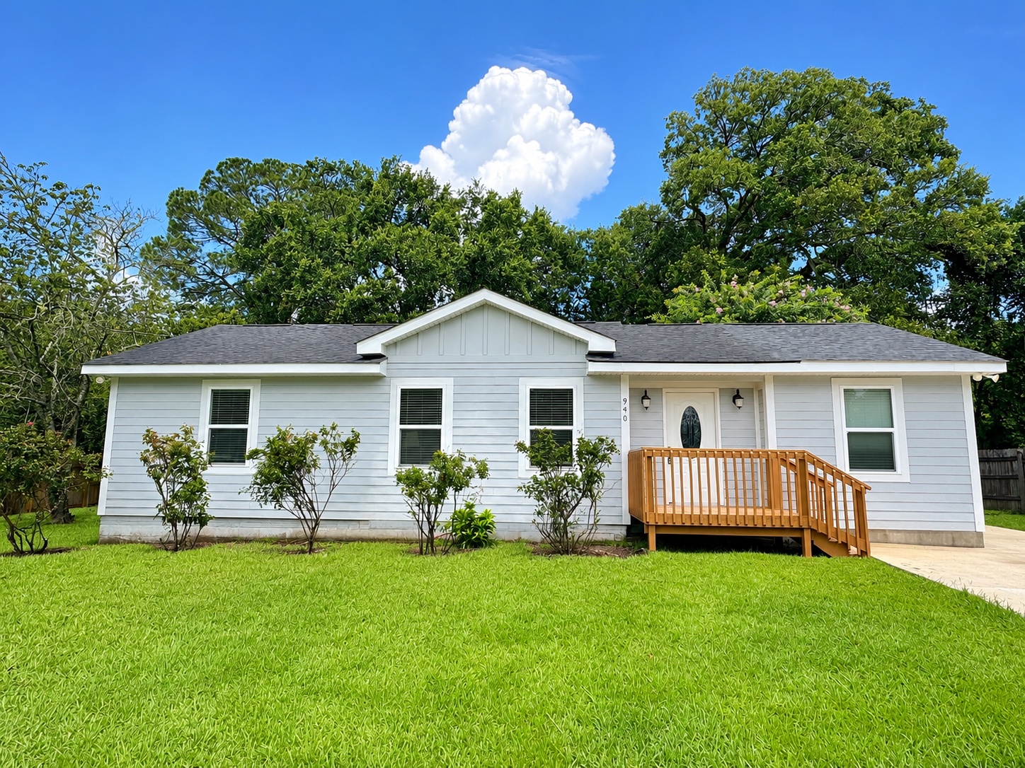 940 Hawthorne Street — 3BR · Walk to TMH